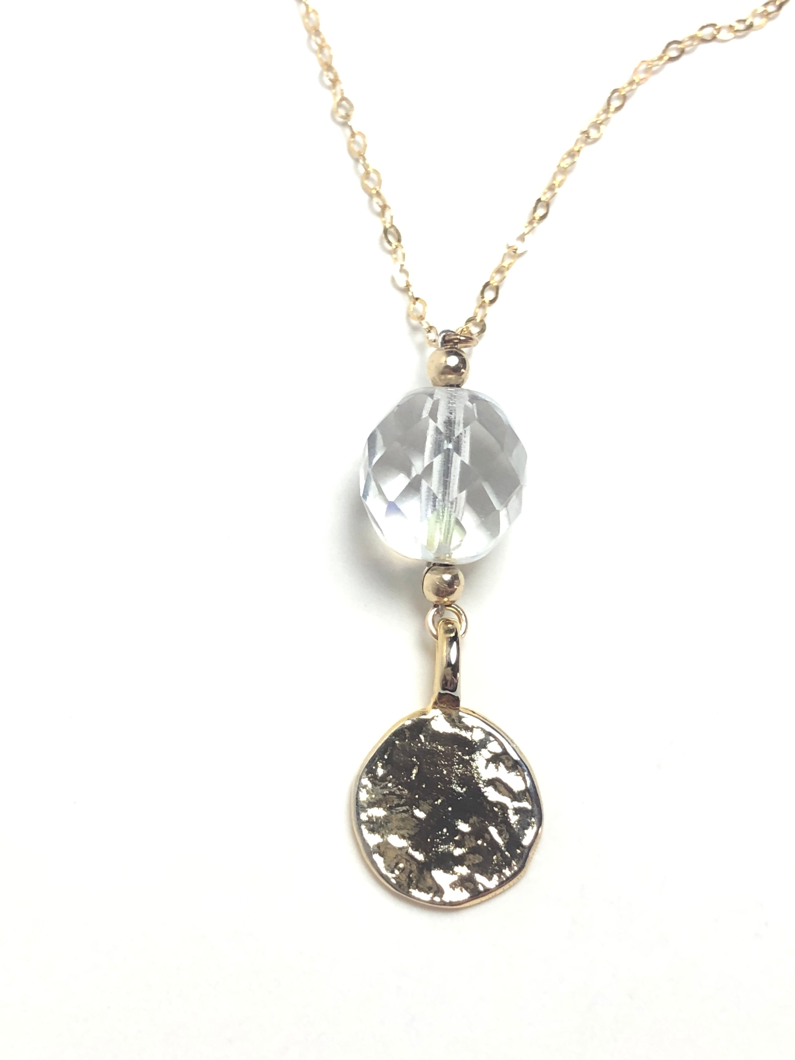 Delicately: in Gold